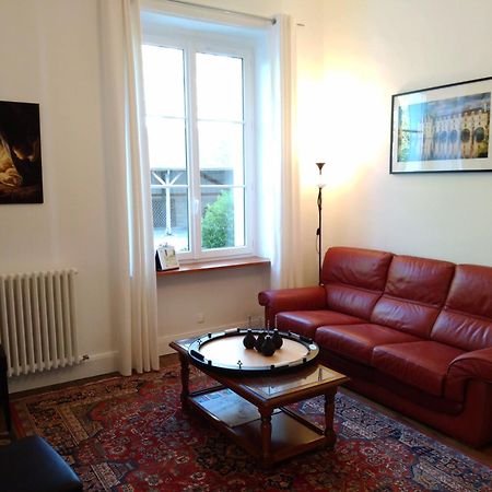 Bed and Breakfast Cedre Et Charme Saint-Branchs Exterior foto