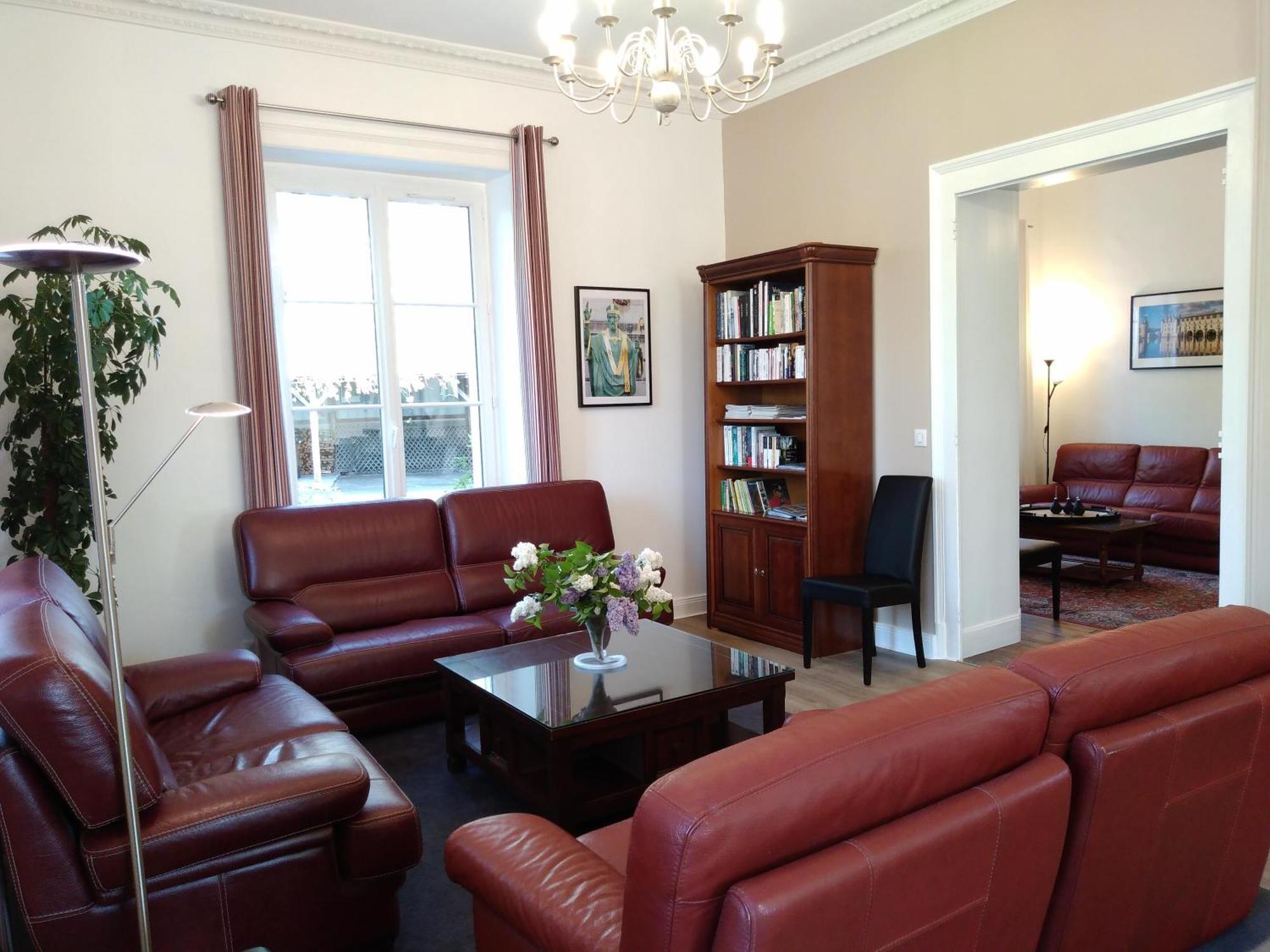 Bed and Breakfast Cedre Et Charme Saint-Branchs Exterior foto