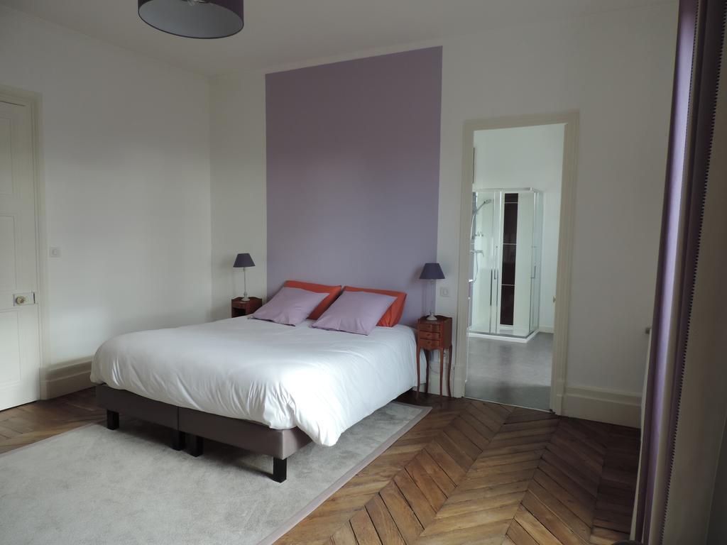 Bed and Breakfast Cedre Et Charme Saint-Branchs Habitación foto