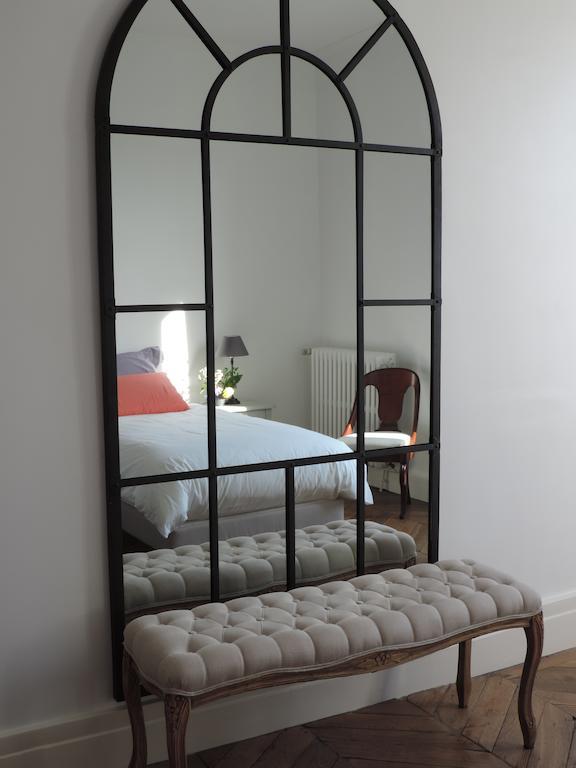 Bed and Breakfast Cedre Et Charme Saint-Branchs Habitación foto